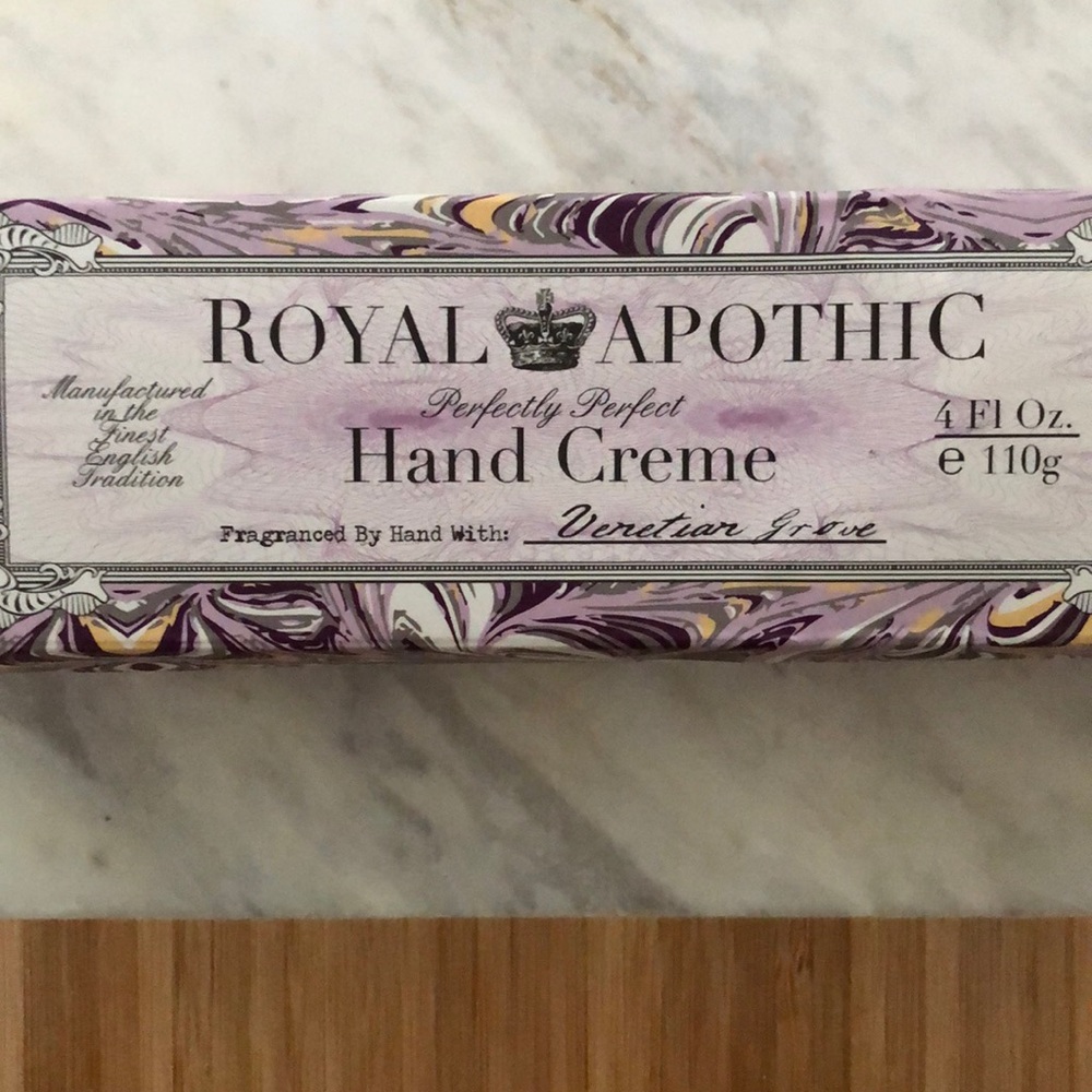 Royal Apothic Hand Creme - Picture 4 of 6
